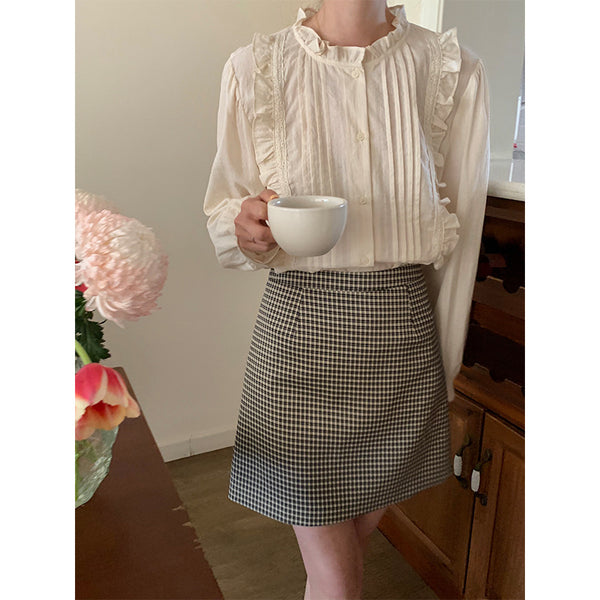 Blusa Elegante de Botones con Cuello Loto