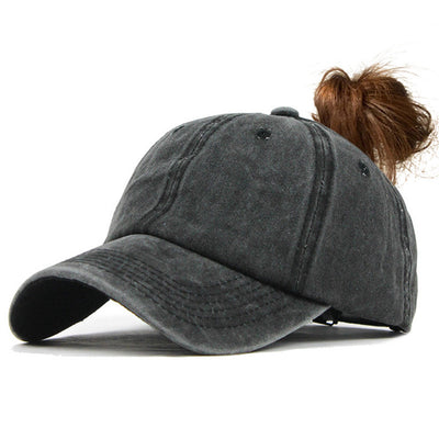 Gorra de Béisbol con Abertura para Coleta - Diseño Moderno para Mujer - Image 3