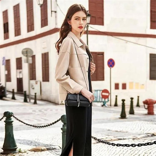 Chaqueta Corta de Ante Sintético con Forro Polar para Mujer - Image 4