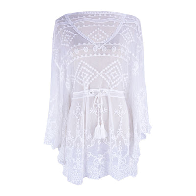 Traje de Baño Elegante con Blusa de Encaje y Bikini Calado - Image 3