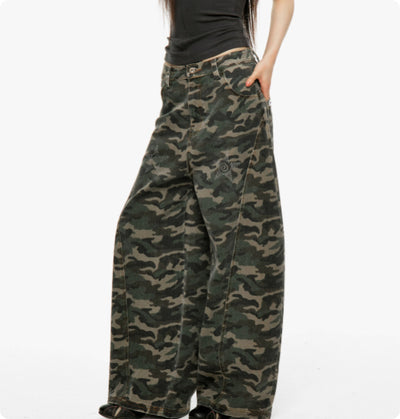 Jeans Camouflage Retro Americano para Mujer con Diamantes Termofijados - Image 7