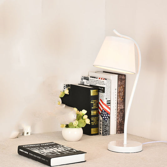 Lámpara de Escritorio LED Protección Visual Diseño Nórdico Moderno
