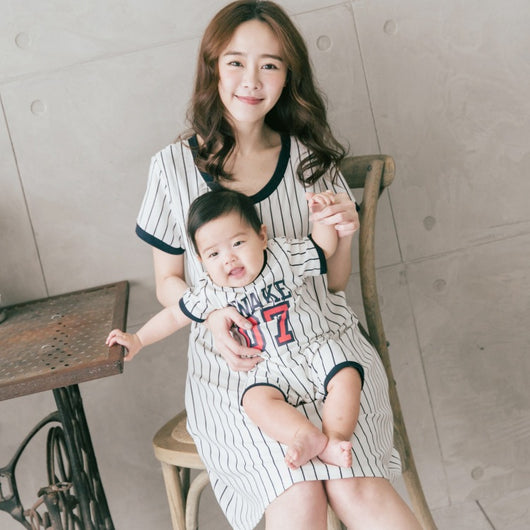 Vestidos de Maternidad y Coordinados Mamá-Bebé para Verano - Image 3