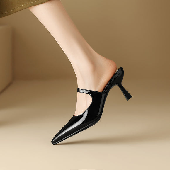 Sandalias con Cobertura de Cuero Charolado