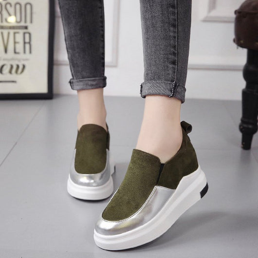Zapatos Cómodos para Mujer con Diseño Coordinado - Estilo Slip-On Moderno - Image 3