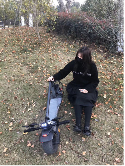 Patinete Eléctrico Plegable Doble Motor con Ruedas Anchas - Image 10