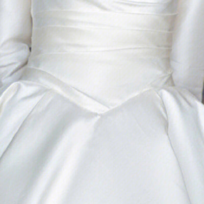 Vestido de Novia Satinado con Mangas Largas - Image 10
