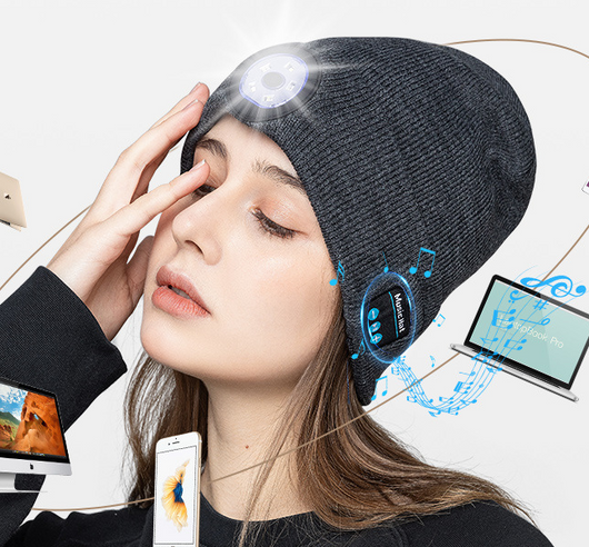 Gorro Deportivo con Auriculares Inalámbricos y Luz LED para Correr de Noche - Image 11