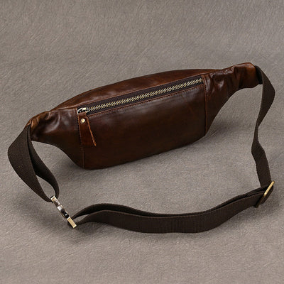 Bolsa Mensajero de Cuero para Hombre - Diseño Minimalista y Funcional - Image 2