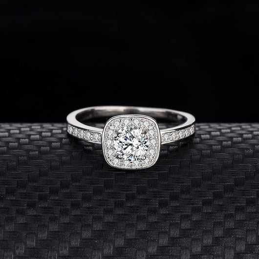 Anillo de Diamante Simulado Moissanita con Diseño Cuadrado - Image 4