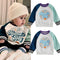Camiseta Infantil Blanca con Letras Impresas en Inglés