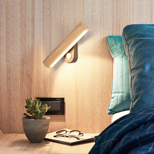 Lámpara de Mesita Nórdica LED Giratoria de Madera Maciza para Dormitorio y Sala de Estar - Image 5