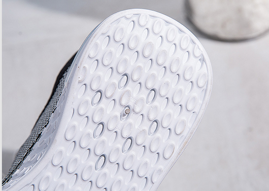 Tenis Fly-Knit Blancos Para Mujer - Diseño Moderno en Cuero - Image 8