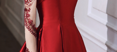 Blusa de Satén Rojo Vino con Elegancia Premium - Image 11