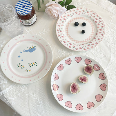Plato de Cerámica Infantil con Ilustración de Niña Desayunando - Image 6