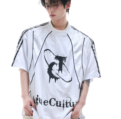 Playera Retro con Costuras en Relieve y Corte Tridimensional - Image 3