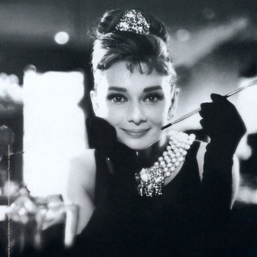 Guantes Largos de Satén para Novia - Estilo Hepburn Elegante - Image 5