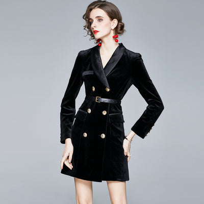 Abrigo Trench de Terciopelo Dorado con Cuello y Solapas, Manga Larga y Doble Botonadura - Image 3