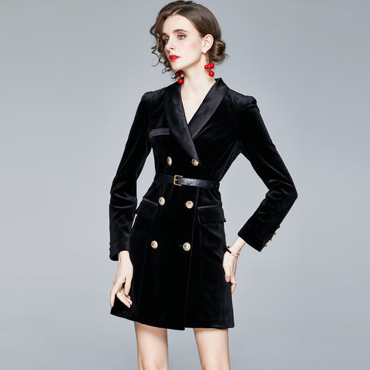 Abrigo Trench de Terciopelo Dorado con Cuello y Solapas, Manga Larga y Doble Botonadura - Image 3