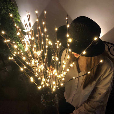 Lámpara Decorativa LED con Rama Simulada para Ambientes - Image 10