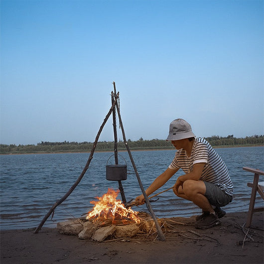 Soporte Triangular Colgante para Ollas de Camping - Image 11