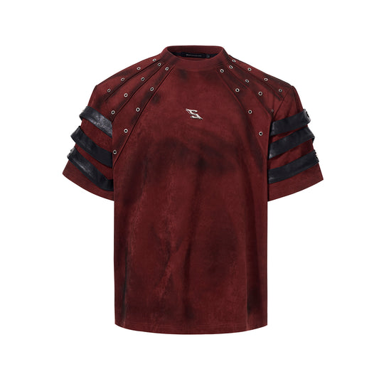 Camiseta Roja Patchwork de Cuero Oscuro Teñida a Mano