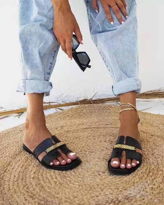 Sandalias Planas para Mujer con Cadena Dorada - Comodidad Casual de Playa - Image 6