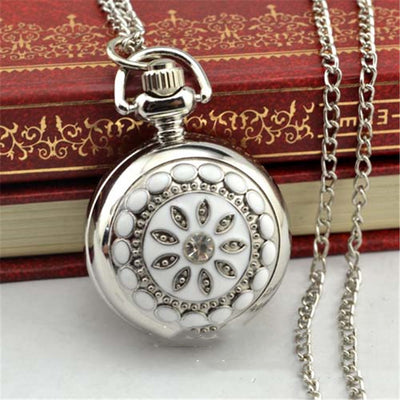 Reloj de Bolsillo con Cadena Plateada - Image 6