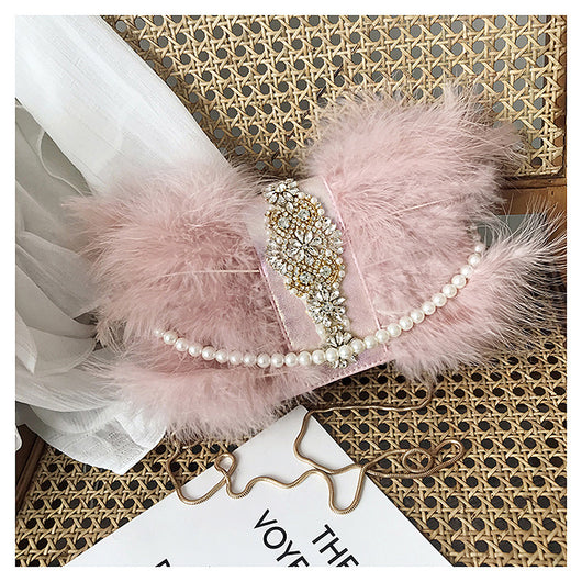 Bolso de Noche Elegante con Plumas de Avestruz y Cadena de Perlas - Image 22
