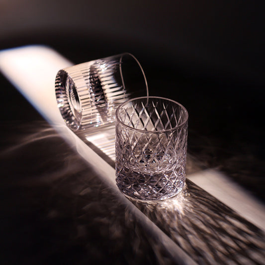 Estuche Premium de Copas para Whisky - Diseño Occidental Elegante - Image 2