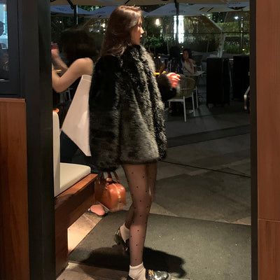 Abrigo de Lana Ecológica para Mujer - Negro Elegante - Image 6