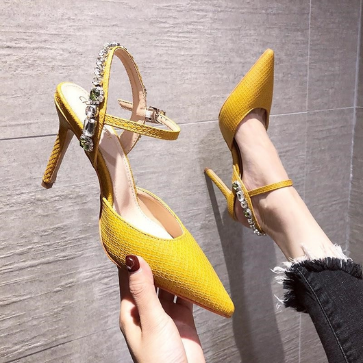 Sandalias de Tacón Stiletto con Punta Afilada y Diseño de Serpiente Brillante - Image 3