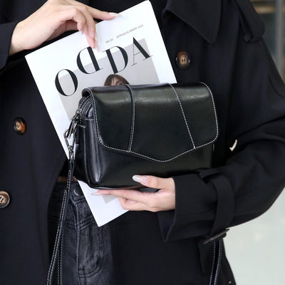 Bolso Crossbody de Cuero para Mujer con Cierre de Cremallera - Image 10