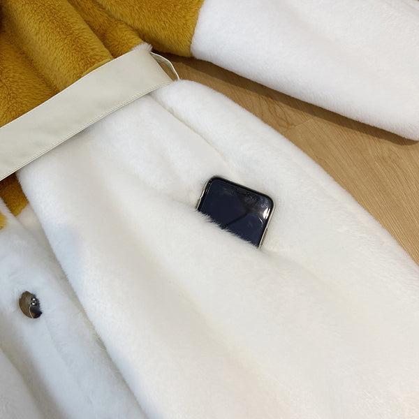 Abrigo para Mujer con Cuello de Pelaje Sintético y Bloques de Color