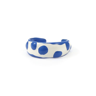 Anillo Artesanal Efecto Goteo en Azul y Blanco para Mujer - Image 4