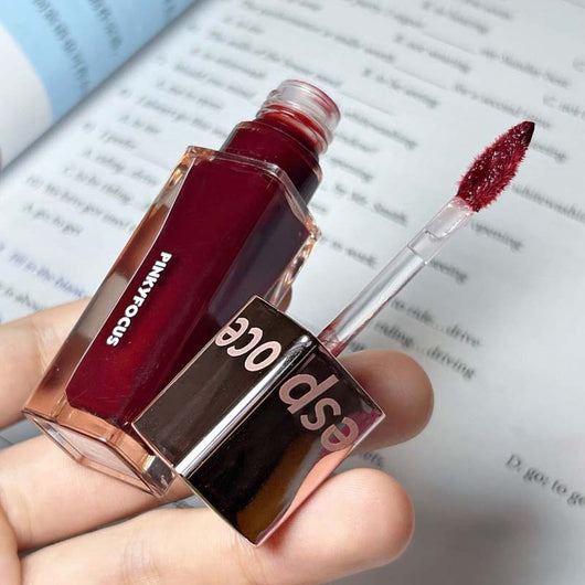 Base de Maquillaje Espejo Dorado con Lacquer Labial Duradero e Hidratante - Image 3