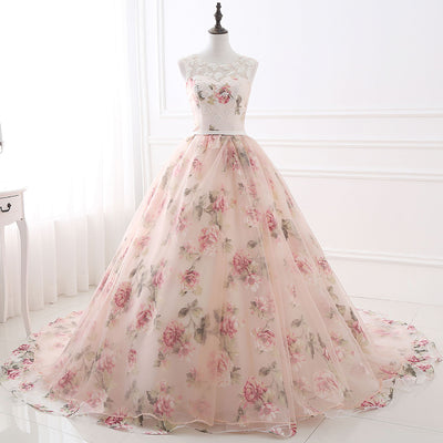 Vestido de Fiesta Elegante con Escote Corazón y Cola Larga - Image 4