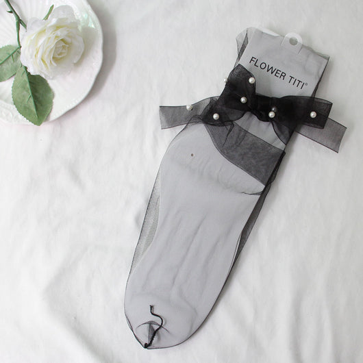 Calcetines de Malla Transparente con Moño y Perlas - Image 15