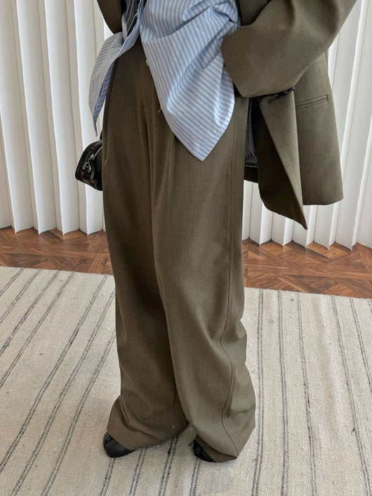 Pantalones Casuales Rectos con Corte Vertical y Acabado Liso - Image 26