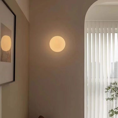 Lámpara de Pared Minimalista de Diseño en Vidrio Esférico - Image 4
