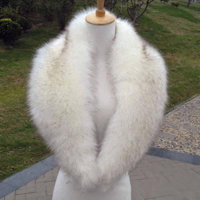 Cuello de Piel de Mapache Elegante con Sombrero de Copa y Chal Falso - Image 26