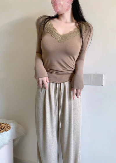 Blusa Base Elegante de Encaje con Cuello en V y Manga Larga - Image 33
