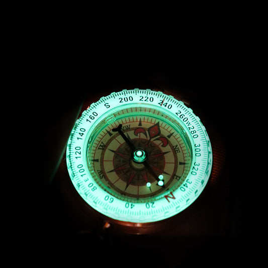 Brújula de Bolsillo Vintage G50 con Tapa Luminosa - Multifuncional para Montañismo - Image 2