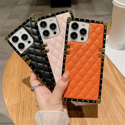 Funda Protectora 3D en Piel de Oveja Antiimpactos para Celular