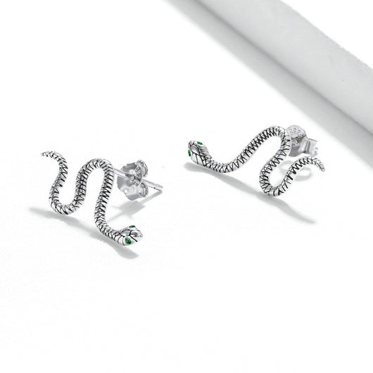 Aretes de Plata con Textura Serpiente y Signo Zodiacal Personalizados - Image 10