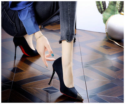 Tacones Altos Puntiagudos con Punta Metálica - Diseño Versátil y Elegante - Image 16
