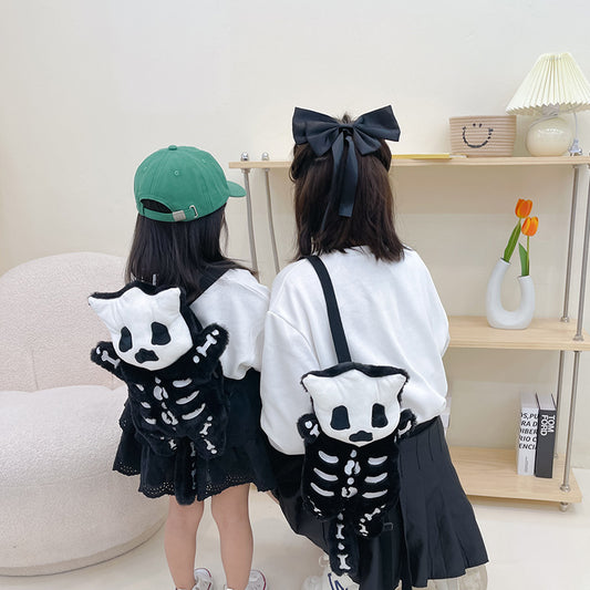 Mochila Infantil Peluche Negra con Diseño Adorable