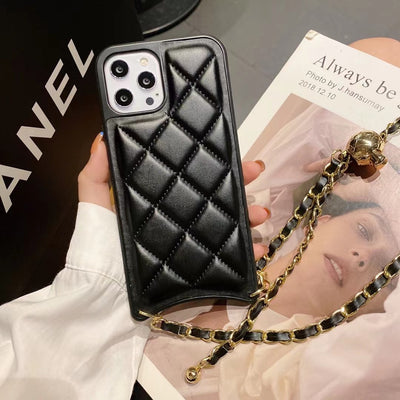 Funda Celular con Diseño Geométrico y Correa de Mano Ajustable - Image 5
