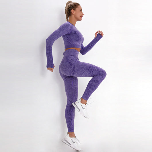 Conjunto Deportivo Ajustado con Estampado Jacquard de Puntos - Image 3