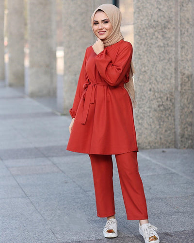 Conjunto de Dos Piezas Modesto para Mujer Talla Grande - Image 11